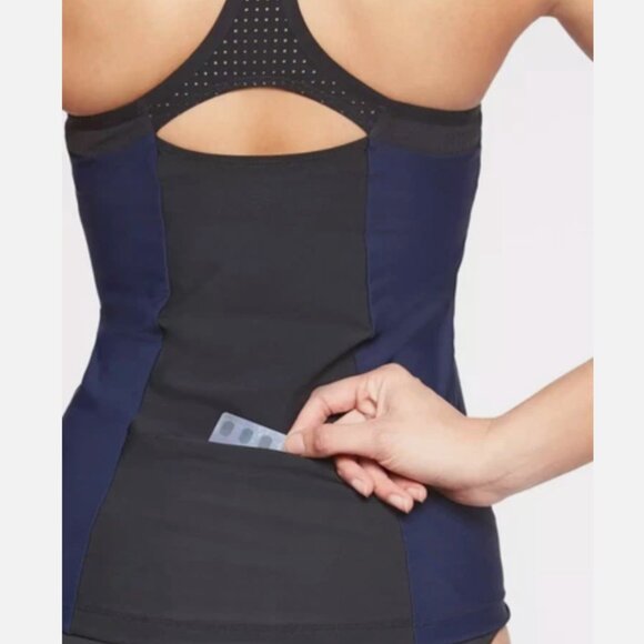 NWOT ATHLETA Bonaire Rashguard Tankini Top Black/Blue Size M Retail $84 - Picture 4 of 11
